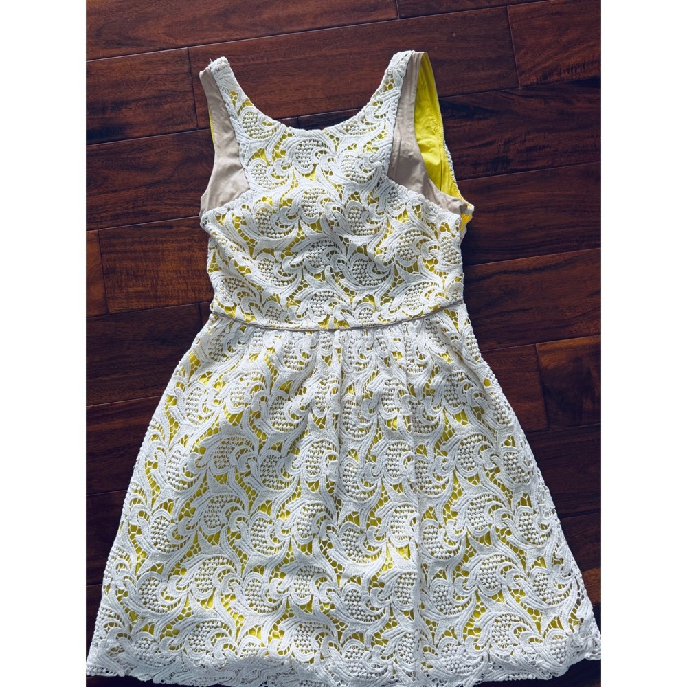 Greylin Lace Fit & Flare Dress Women M White Yellow Good Open Back Crochet